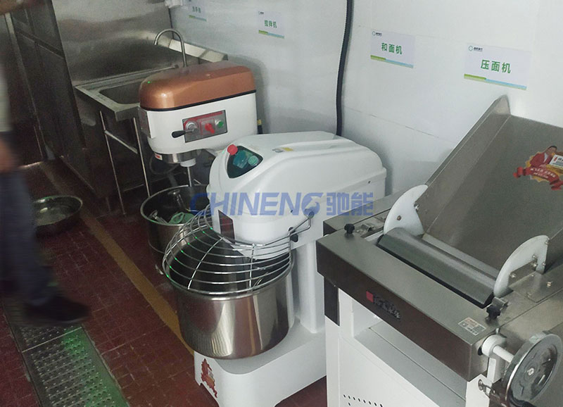 傳奇酒店廚房面點(diǎn)間