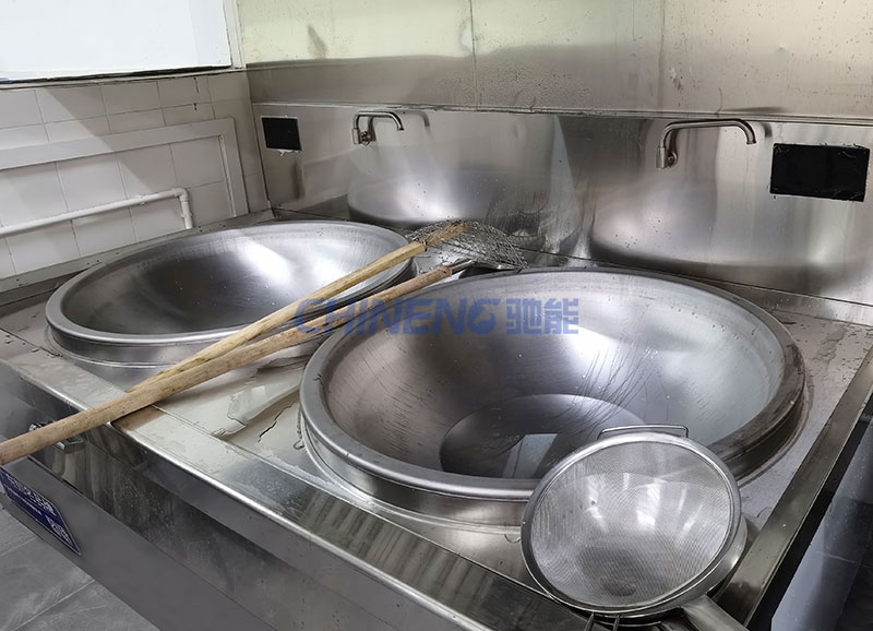 科視光學員工食堂廚房烹飪區(qū)設備