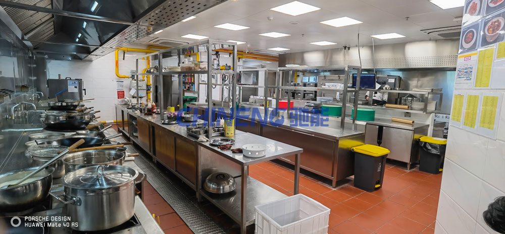 餐廳食堂廚房油煙抽排系統(tǒng)該怎么設(shè)計(jì)？