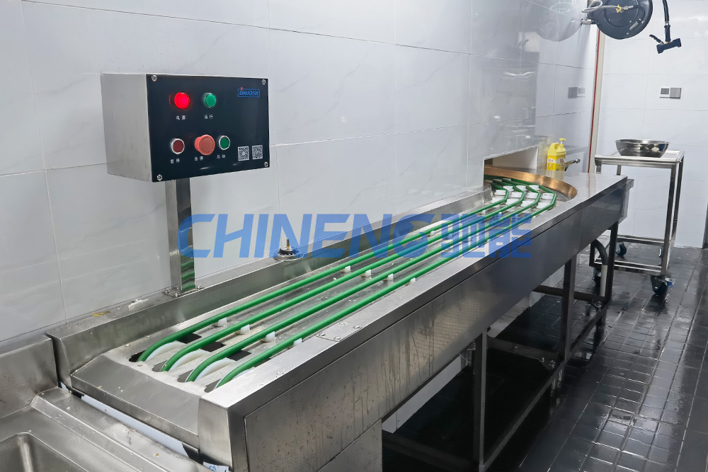 深圳貝特瑞員工食堂廚房工程洗碗機輸送帶